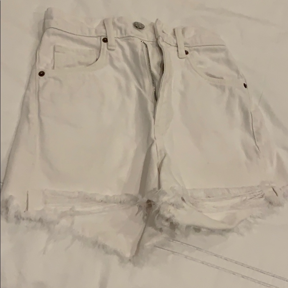 White denim jean short